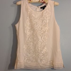 WHBM XL creamy white shell with lace detail